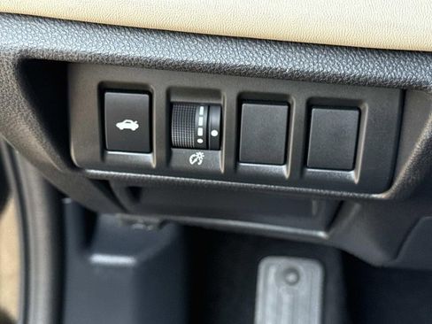 Used 2025 Subaru Legacy Limited w/ Popular Package #3 image 44