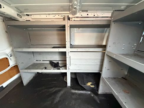 Used 2021 Ford Transit Connect XL image 19