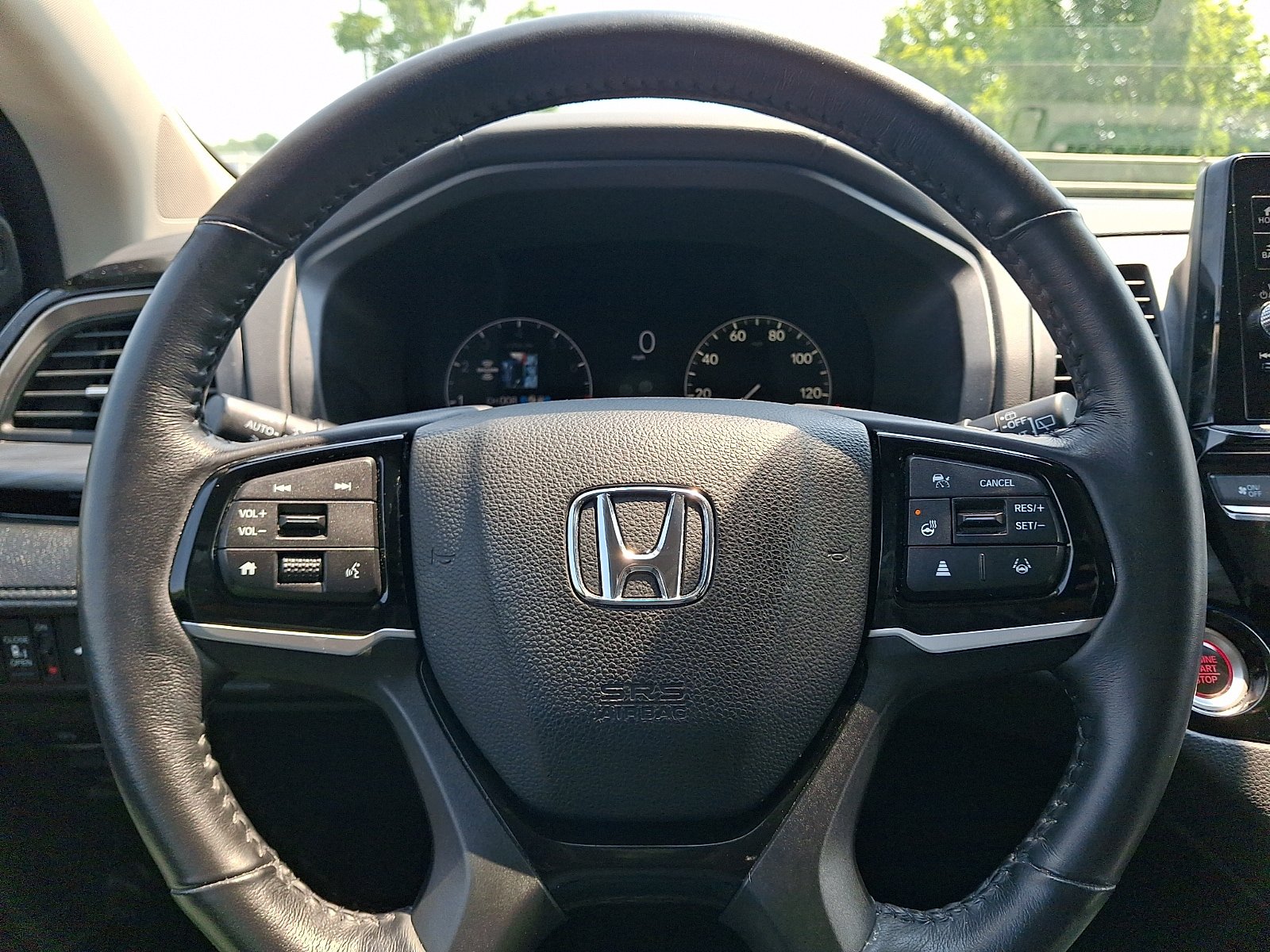 Used 2025 Honda Odyssey Elite image 22