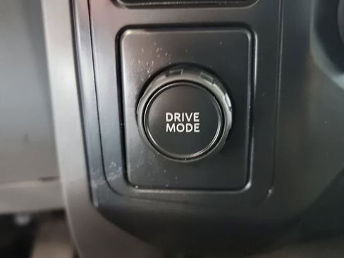 Used 2021 Ford F150 XLT RWD image 19