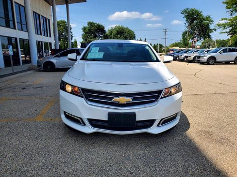 Used 2020 Chevrolet Impala LT w/ LT Convenience Package FWD image 2