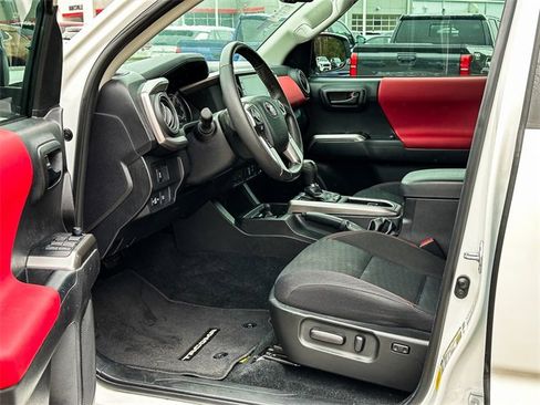 Certified 2023 Toyota Tacoma SR5 image 10