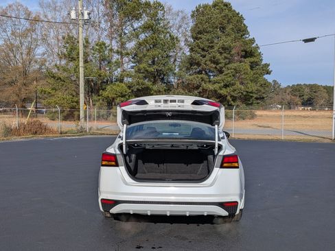 New 2025 Nissan Altima 2.5 SV image 28