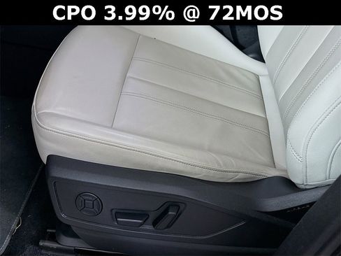 Certified 2025 Audi Q5 Premium w/ Convenience Package image 9