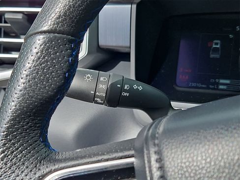 Used 2022 Toyota Tundra Platinum image 28