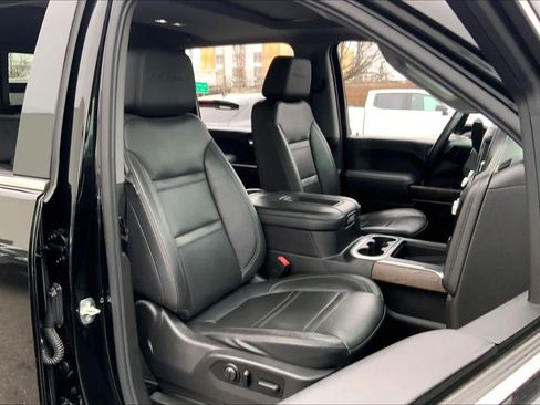 Used 2021 GMC Sierra 2500 Denali w/ Denali Black Diamond Edition image 7