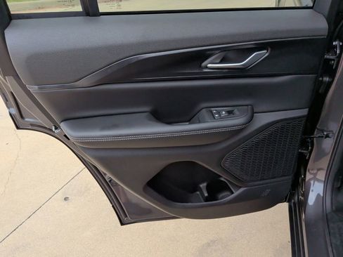 New 2025 Jeep Grand Cherokee Altitude image 37