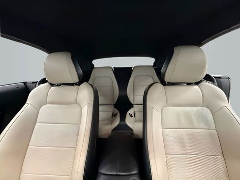 Used 2022 Ford Mustang Premium RWD image 19