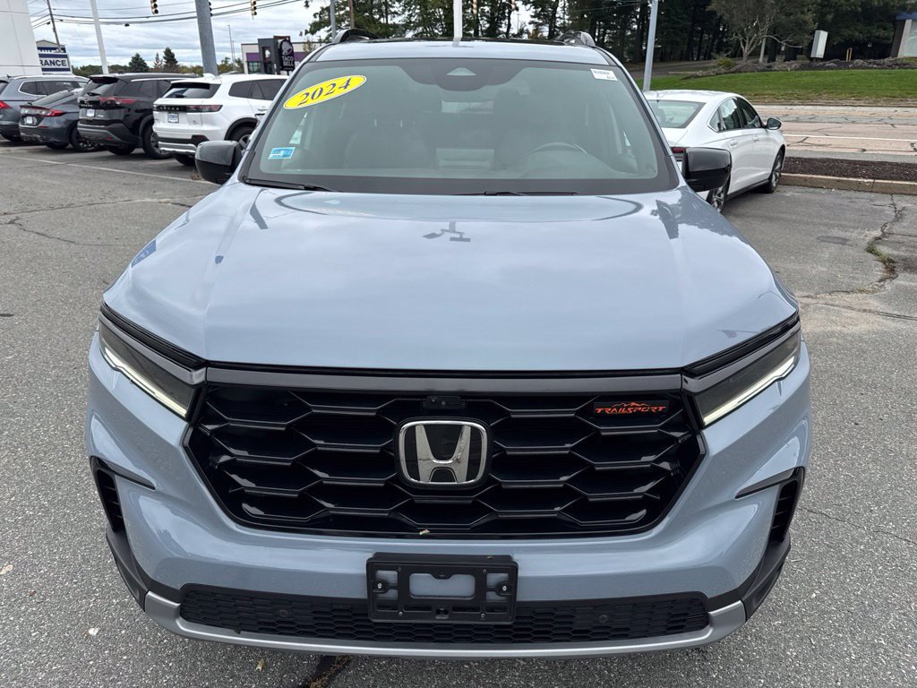 Used 2024 Honda Pilot TrailSport image 7