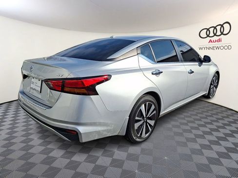 Used 2022 Nissan Altima 2.5 SV image 6