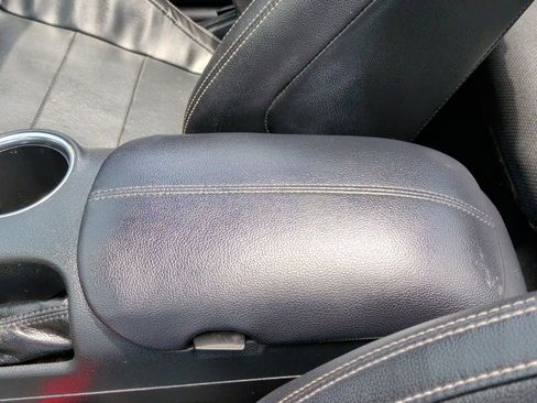 Used 2019 Ford Mustang Premium RWD image 30