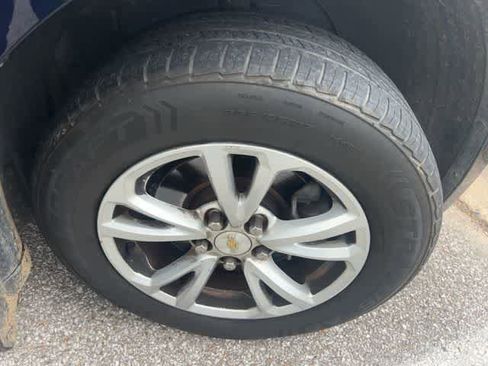 Used 2017 Chevrolet Equinox LT w/ Convenience Package image 15