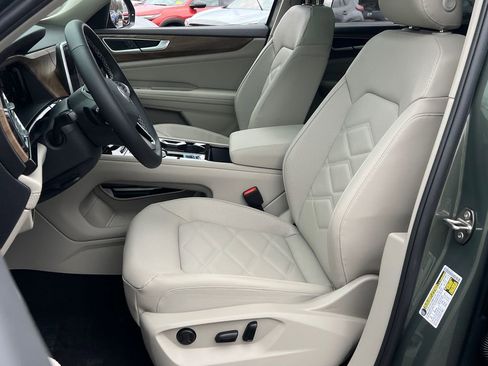 New 2026 Volkswagen Atlas SE image 29