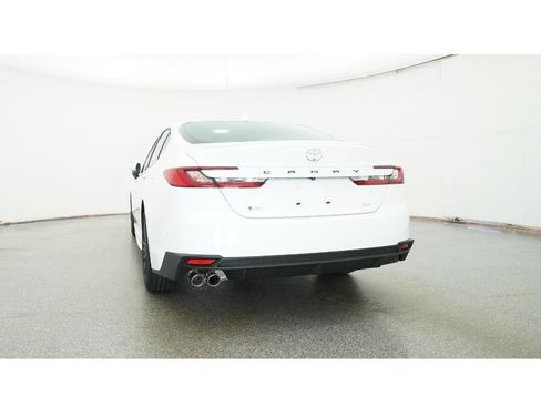 New 2026 Toyota Camry SE image 22