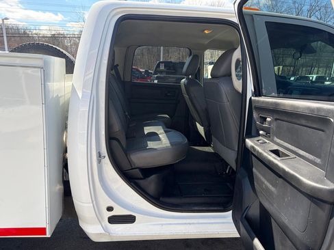 Used 2014 RAM 2500 ST image 38