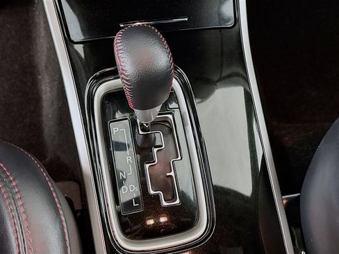 Used 2020 Mitsubishi Outlander LE image 19