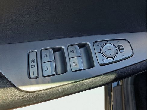 Used 2025 Hyundai Palisade SEL AWD/4WD image 16