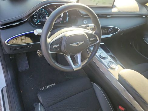 Used 2025 Genesis GV70 2.5T w/ Sport Prestige Package AWD/4WD image 24