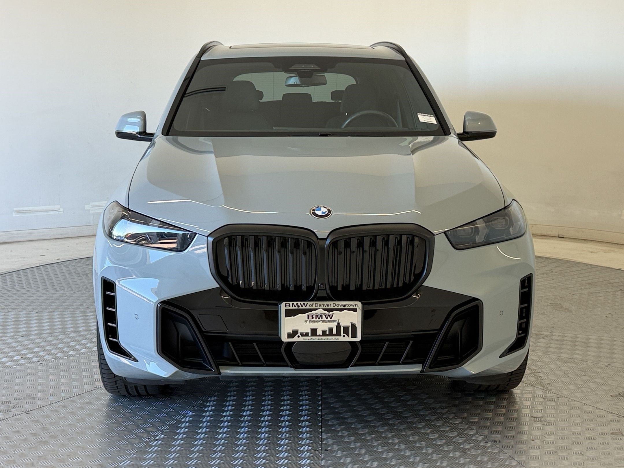 Certified 2025 BMW X5 xDrive40i AWD/4WD image 6