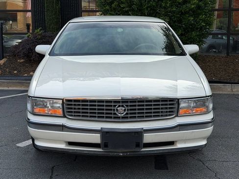 Used 1994 Cadillac De Ville Concours FWD image 3