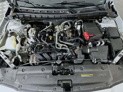 Used 2021 Nissan Altima 2.5 SV FWD image 31
