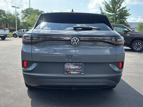 Used 2023 Volkswagen ID.4 Pro S AWD/4WD image 17
