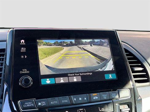 Used 2024 Honda Odyssey EX-L image 13