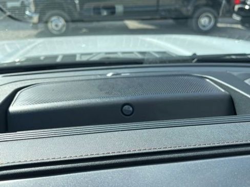 New 2025 Ford F150 Lariat w/ Equipment Group 502A High image 26