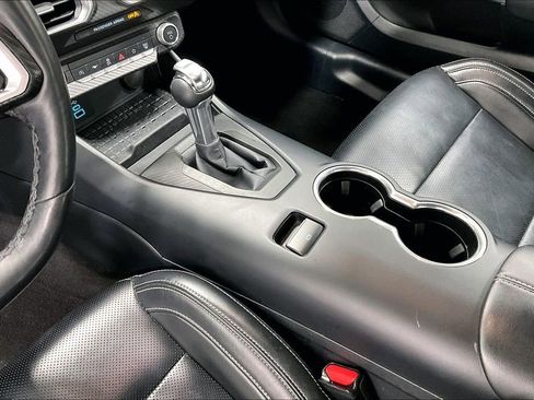 Used 2024 Ford Mustang Premium image 17