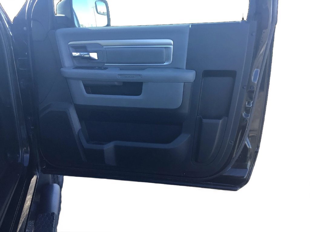 Used 2015 RAM 1500 Express w/ Black Ram 1500 Express Group AWD/4WD image 20