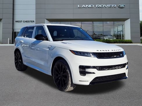 New 2026 Land Rover Range Rover Sport Dynamic SE image 2