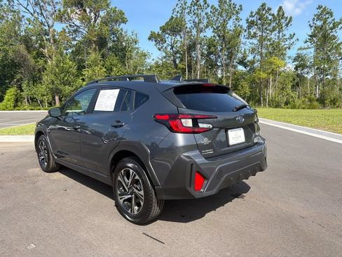 Used 2024 Subaru Crosstrek 2.0i Premium AWD/4WD image 3