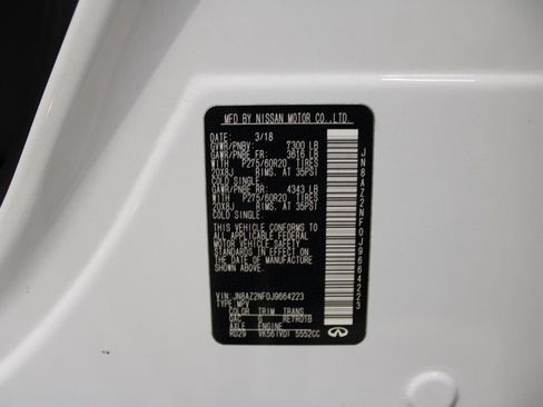 Used 2018 INFINITI QX80 2WD w/ Driver Assistance Package image 32