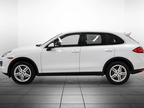 Used 2014 Porsche Cayenne Platinum Edition AWD/4WD image 12