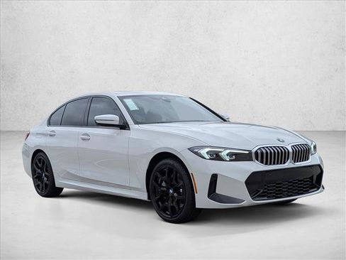 Used 2026 BMW 330i xDrive Sedan w/ M Sport Package AWD/4WD image 6