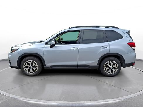 Used 2020 Subaru Forester Premium w/ Popular Package #1 AWD/4WD image 5