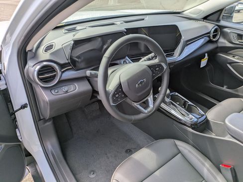 New 2026 Chevrolet Trax ACTIV w/ Driver Confidence Package image 10