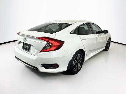 Used 2017 Honda Civic EX-L image 9