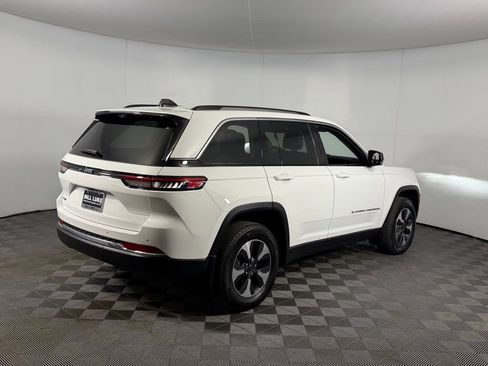 Certified 2023 Jeep Grand Cherokee 4WD 4xe w/ Luxury Tech Group II image 7