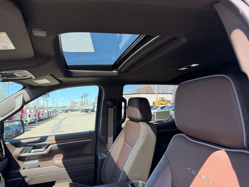 New 2026 GMC Sierra 1500 Denali AWD/4WD image 15