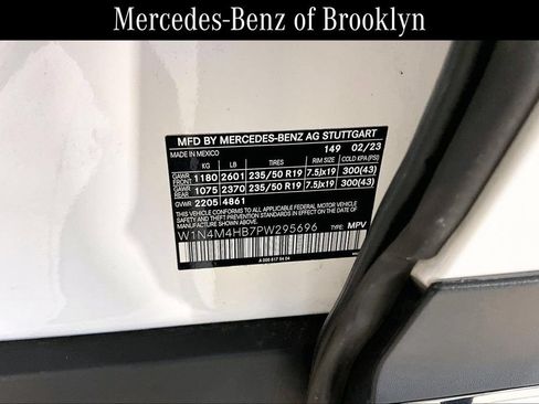 Certified 2023 Mercedes-Benz GLB 250 4MATIC image 33