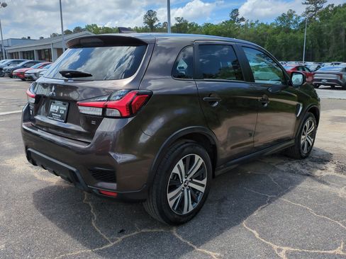 Used 2025 Mitsubishi Outlander Sport SE AWD/4WD image 5