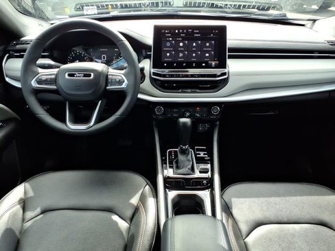 Certified 2024 Jeep Compass Limited AWD/4WD image 15