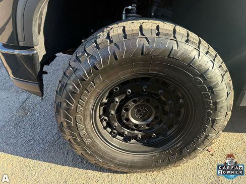 Used 2022 GMC Sierra 1500 AT4 w/ Technology Package image 6