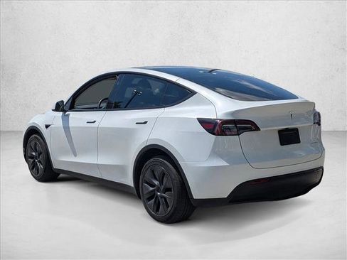 Used 2025 Tesla Model Y Long Range image 7