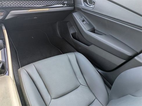 Used 2025 Honda Accord Sport image 19