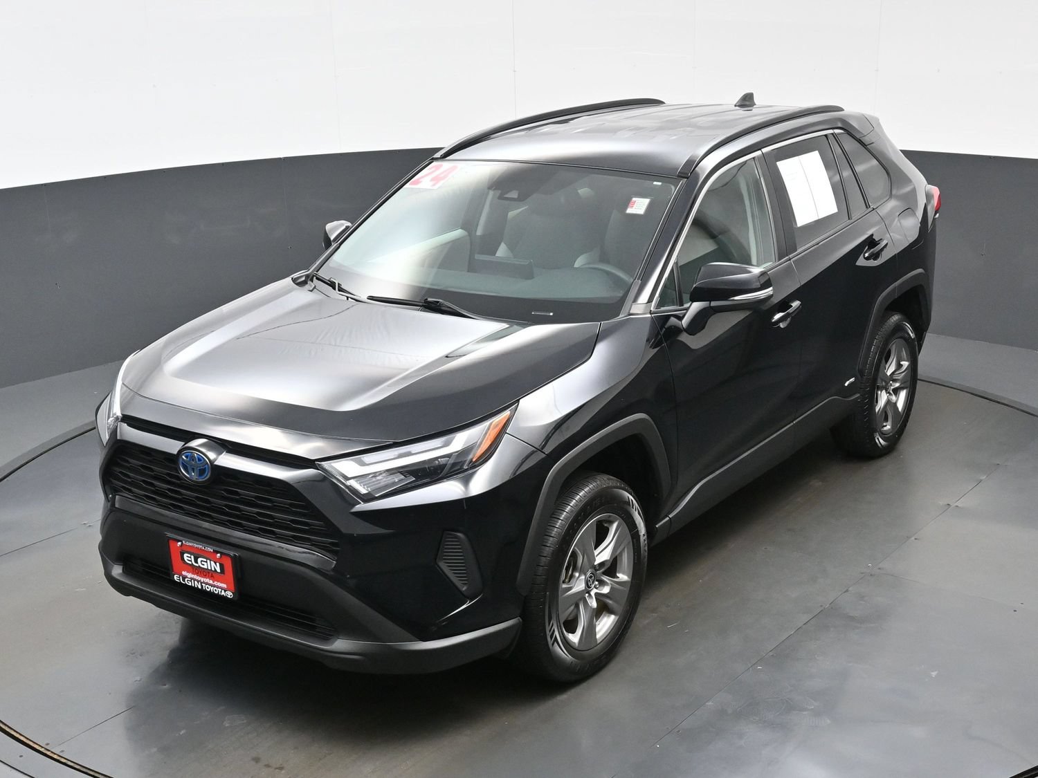 Used 2024 Toyota RAV4 XLE w/ Weather Package AWD/4WD image 37
