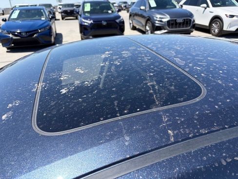 Used 2019 Honda Insight Touring image 5
