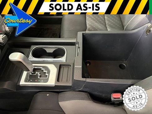 Used 2018 Toyota Tundra SR5 w/ SR5 Upgrade Package AWD/4WD image 30