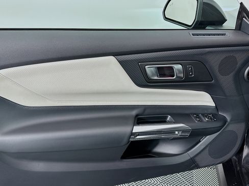 Used 2024 Ford Mustang GT Premium image 16